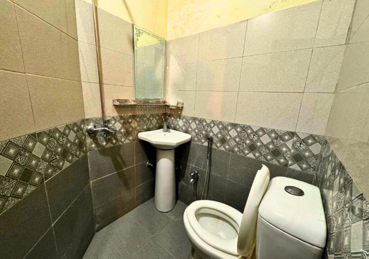 Doves Inn Hotel Kalma Chowk 拉合尔 外观 照片
