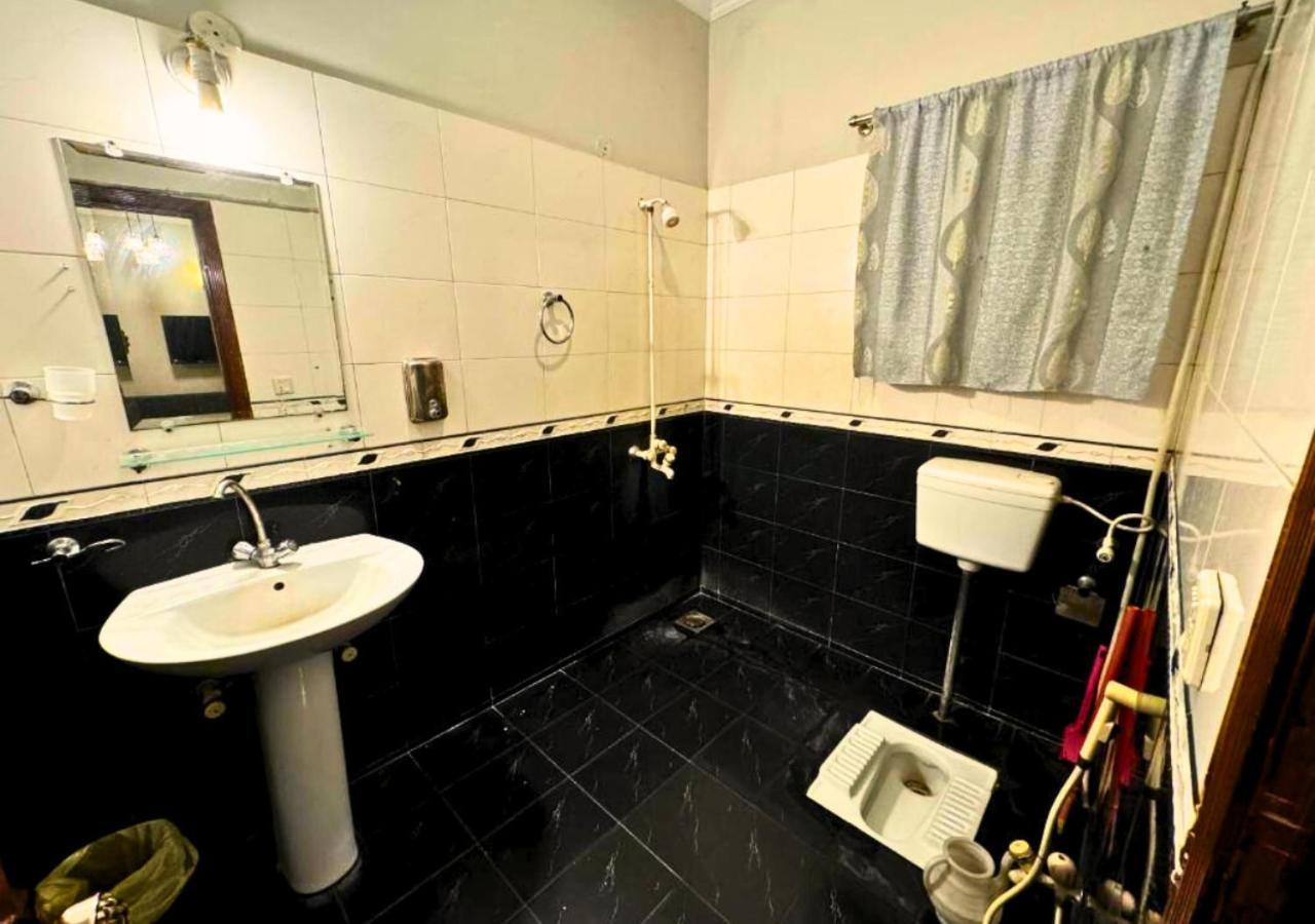 Doves Inn Hotel Kalma Chowk 拉合尔 外观 照片